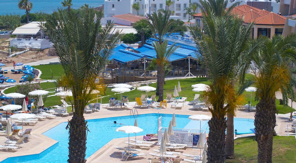 Myroandrou Beach Hotel Apartments Pernera Kültér fotó